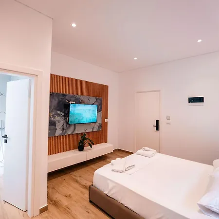 Apartamento Elite Trio *