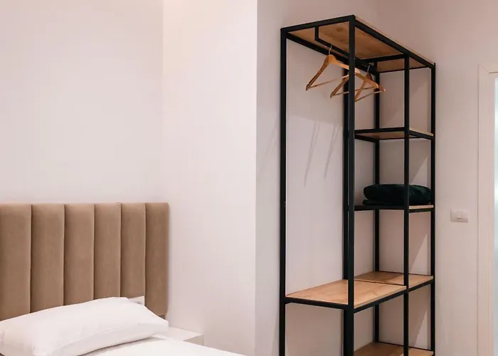 Elite Trio Apartment *