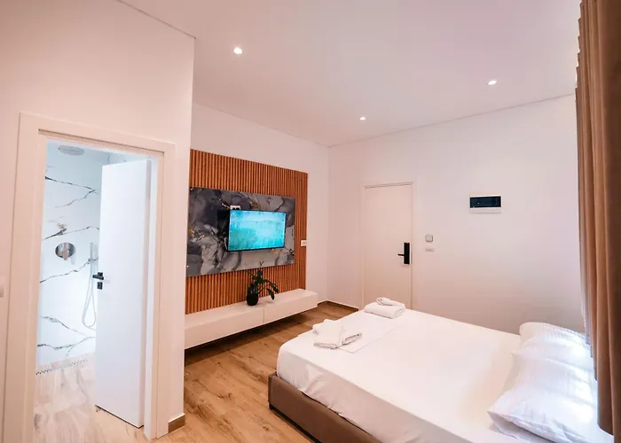 Apartment Elite Trio *