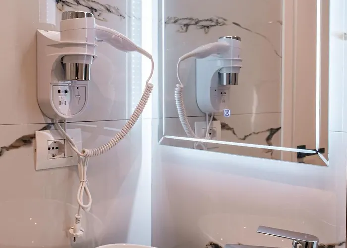 Elite Trio Apartment